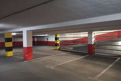 Parking space for sale in El Calvari, Campanar, Valencia. 